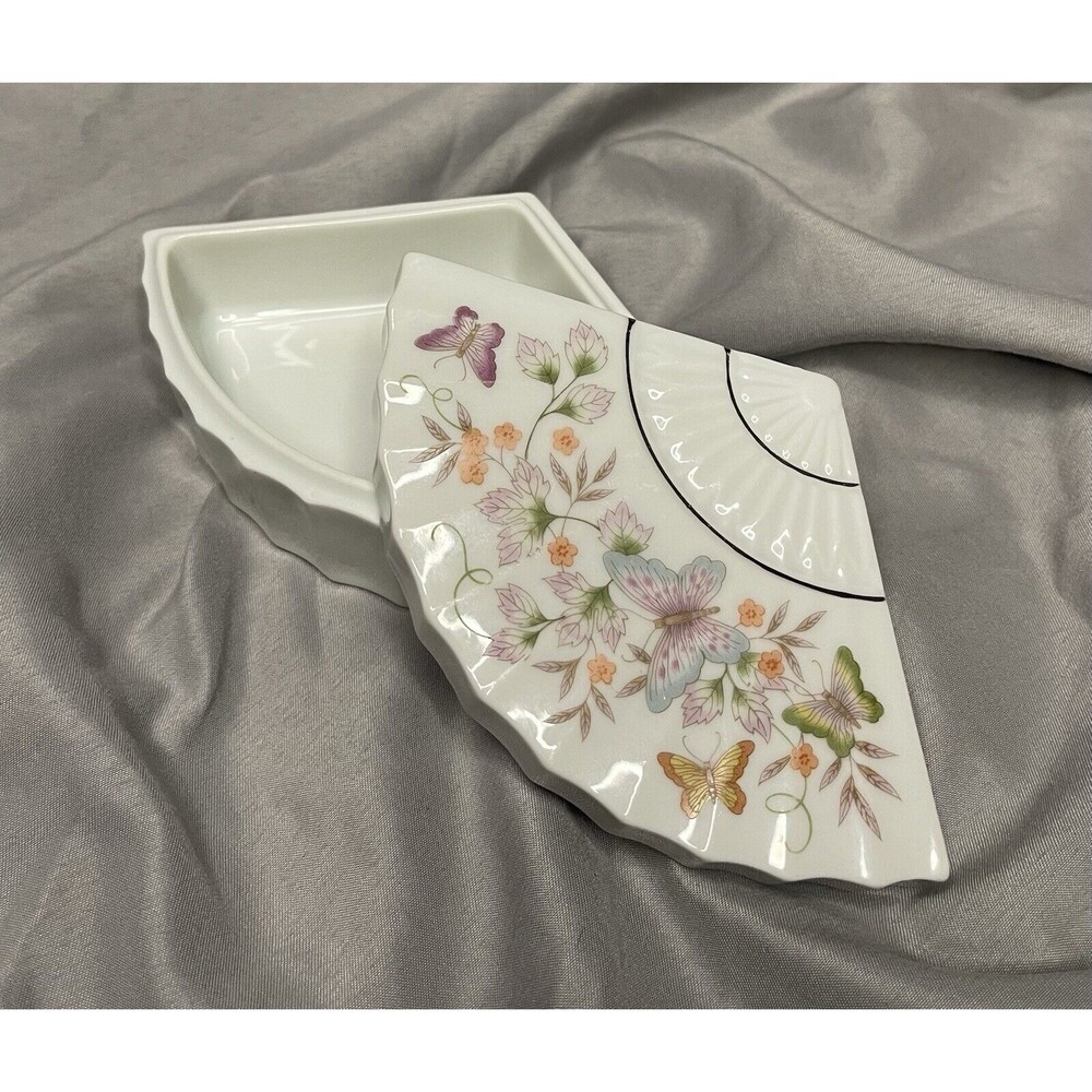 Vintage 1980 Avon Porcelain Floral Butterfly Fan Trinket Box Made In Japan - 1